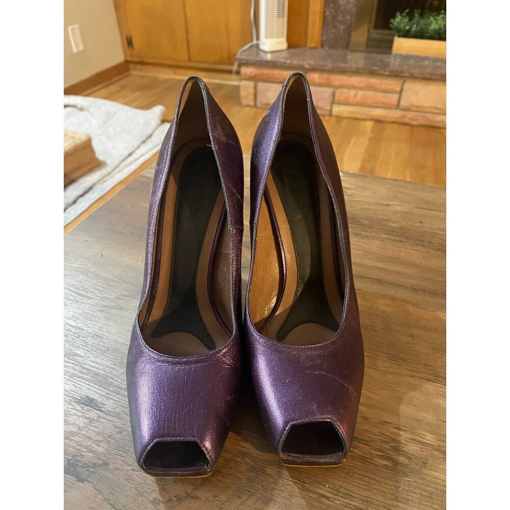 MARNI Purple Metallic Wood Heel Peep Toe Pumps